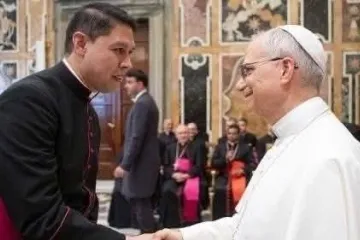 Monseñor mexicano es designado coordinador de giras papales en el Vaticano