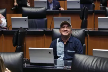 Presenta Morena Reforma para eliminar el uso obligatorio de toga en la SCJN