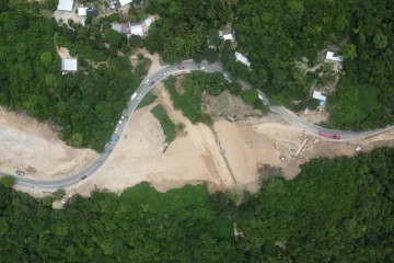 Exhorta Sectur Oaxaca a turistas tomar precauciones por paso intermitente en carretera federal 200