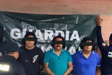 Durante cateo en Miahuatlán: detienen a tres, aseguran drogas y dinero en efectivo