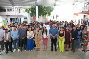 Oficinas moviles de jovenes construyendo el futuro