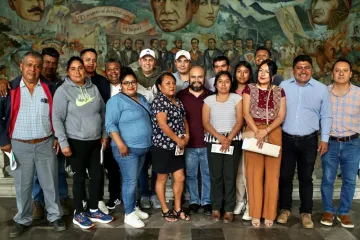 Candidatas y candidatos de San Pedro Ixtlahuaca firman Acuerdo de Civilidad para una jornada electoral en paz  * La Secretaría de Gobierno y autoridades de seguridad acompañarán el proceso para garantizar que la ciudadanía ejerza su voto con libertad y tranquilidad  Oaxaca de Juárez, Oax.– En un ejercicio de diálogo y compromiso con la democracia, las candidatas y los candidatos de San Pedro Ixtlahuaca firmaron este sábado el Acuerdo de Civilidad y Seguridad, con el que se comprometieron a que la jornada el