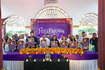 Velada, tapetes y tradición: presenta Xoxocotlán programa de Fieles Difuntos 2025