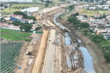 Avanza transformación vial en Xoxocotlán con ampliación de los márgenes del Rio Atoyac