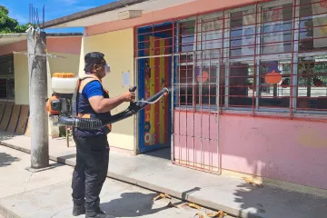 29 escuelas atendidas por el gobierno juchiteco para combatir el virus coxsackie 