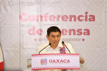 Niega Salomón Jara pretensión de afectar a trabajadores del Gobierno del Estado con carga tributaria