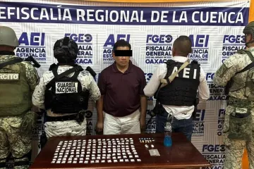 Durante cateo en bar de la Sierra Norte, detienen a una persona, al tratarse de un punto de venta de narcomenudeo