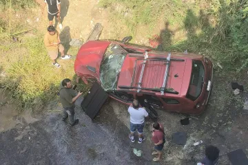Accidente en el tramo San Pedro Pochutla–Puerto Escondido deja cuatro personas heridas