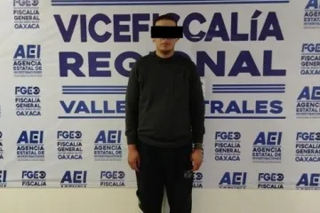 Capturan en flagrancia a narcomenudista en Santa Lucía del Camino