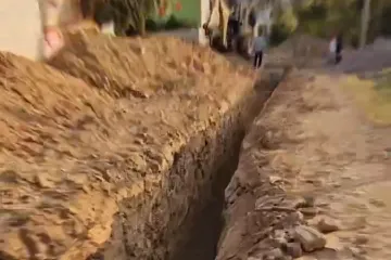 Avanza la construcción de drenaje sanitario en Pueblo Nuevo