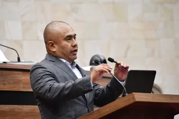 Exhortan al Ayuntamiento de Oaxaca de Juárez a que realice un llamado a locatarios del “pasillo de humo” para que eviten el uso de plásticos y unicel