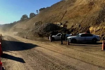 Por otro deslave de talud cierran carretera Cuacnopalan - Oaxaca 