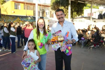 La magia de los Reyes Magos recorre las agencias de Oaxaca de Juárez*