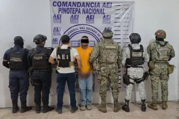 Vinculan a sujeto que roció con gasolina y prendió fuego a su pareja; enfrenta cargos por tentativa de feminicidio