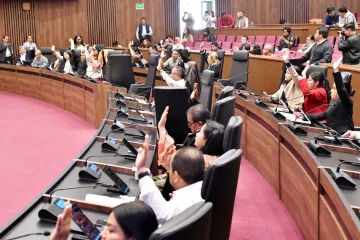 Exhorta Congreso local a la Semovi a priorizar atención directa a la ciudadanía en trámites vehiculares