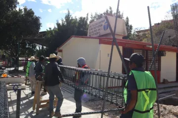 Más espacios dignos para aprender: Oaxaca de Juárez responde a las solicitudes de madres y padres de familia