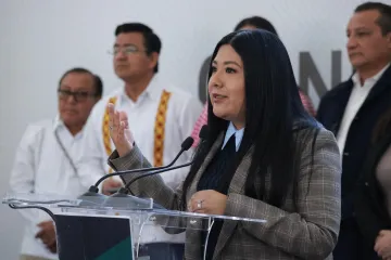 Reitera Tania Caballero, presidenta de la Jucopo, llamado al respeto en comparecencias