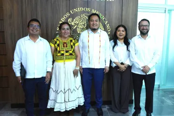 Emilio Montero, director general del IEEPO, comparece ante el Congreso de Oaxaca