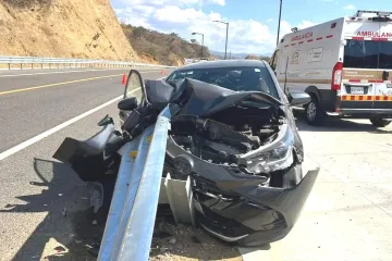 Choque en la supercarretera Barranca Larga - Ventanilla 