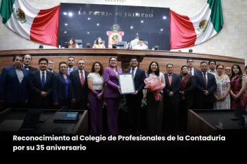 Entrega Poder Legislativo reconocimiento al Colegio de Profesionales de la Contaduría por su 35 aniversario