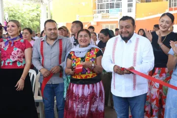 Inauguran Feria Nacional del Empleo para Mujeres 2026 en Juchitán de Zaragoza
