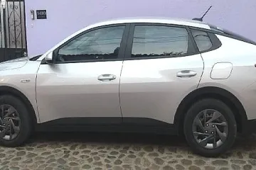 Recupera Policía Municipal vehículo reportado como robado en la colonia La Cascada