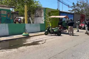 Asesinan a persona frente a preescolar de  Juchitán