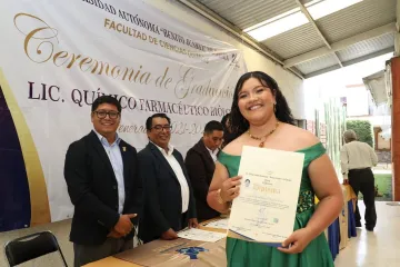 Egresan 82 nuevos profesionales de la FCQ de la UABJO