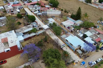 Resultados para Xoxocotlán: Entrega Nancy Benítez obras en barrios y colonias para más de mil 200 ciudadanos