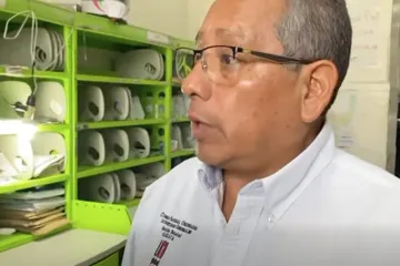 Bajo protesta trabajan empleados de Correos de México