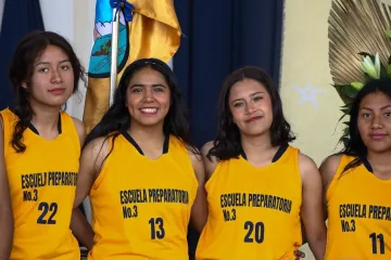 UABJO invita a jóvenes que egresan de secundaria a inscribirse a sus bachilleratos