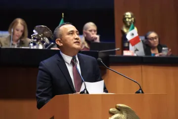 Reconoce Nino Morales liderazgo de Sheinbaum en la IV Cumbre en Defensa de la Democracia