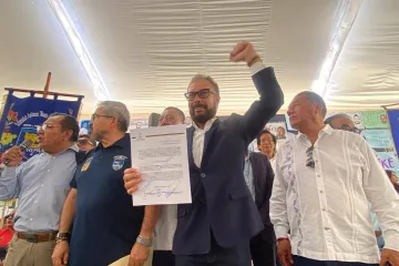 Enrique Martínez busca dirigir la UABJO