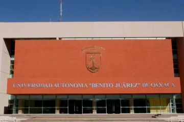 Expolición/ Habemus Rector morenista  Amado Sanmartín Hernández  / Para la linda Fátima López Martínez.