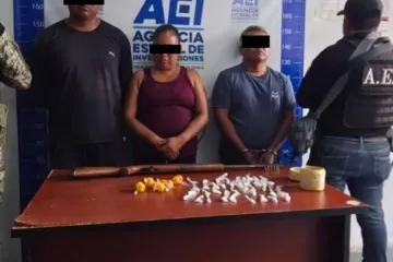 Cateos simultáneos en la Costa de Oaxaca dejan ocho personas detenidas y aseguramiento de presuntas drogas y armamento