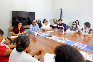 Reyes Mantecón y San Bartolo Coyotepec en mesa con la Sego
