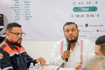 Ante el pronóstico de lluvias, Juchitán se anticipa para proteger a su población