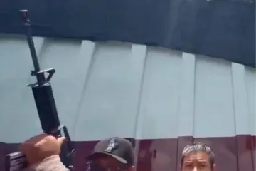 Inicia FGEO investigación por detonaciones de arma de fuego durante manifestaciones en la Villa de Mitla