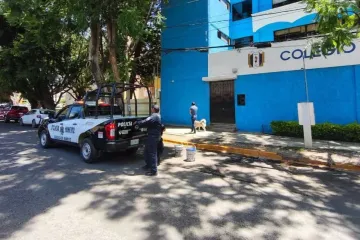 Atiende Dirección de Movilidad reportes ciudadanos y retira objetos en vía pública