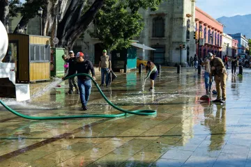 Realizan Mega Tequio en el Centro Histórico de Oaxaca de Juárez