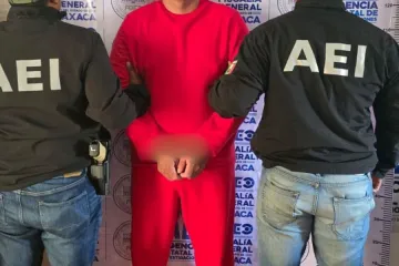 Fiscalía de Oaxaca ejecuta orden de aprehensión por delitos contra la salud en la región Costa