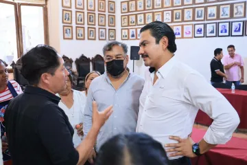 Gobierno de Oaxaca de Juárez fortalece diálogo con locatarios del Mercado 20 de Noviembre