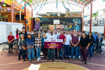 Ray Chagoya entrega Banco de Materiales en las Agencias de Montoya y Dolores para impulsar obras comunitarias