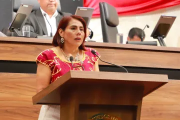 Propone diputada Tania López campaña permanente para prevenir la compra de artesanías y textiles falsos en Oaxaca