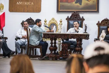 Ray Chagoya invita a los Diálogos Vecinales y refuerza acciones para una Guelaguetza segura 
