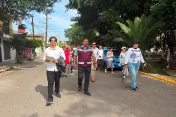 Atiende Gobierno de Oaxaca de Juárez a vecinas y vecinos de la colonia José Vasconcelos