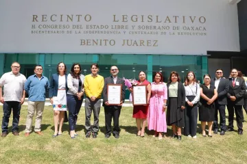 Comisión Permanente de Salud reconoce trayectoria científica y 35 años del CETS