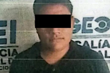Ejecuta FGEO orden de aprehensión contra probable responsable de narcomenudeo que operaba en el Istmo; le aseguraron marihuana y metanfetamina