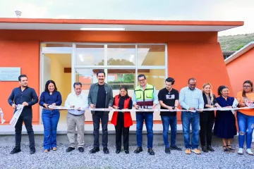 Gobierno de Ray Chagoya entrega nueva biblioteca en la Escuela Primaria Antequera
