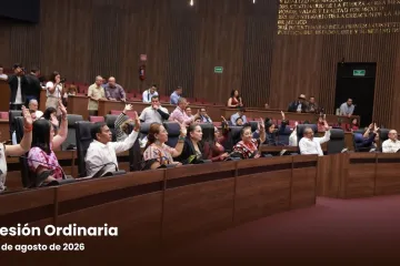 Aprueba Poder Legislativo inscripción en letras doradas en el Muro de Honor por el Bicentenario de la UABJO